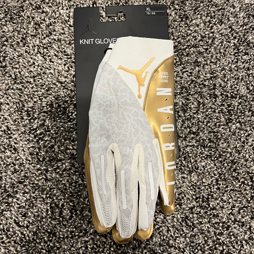 Air Jordan Knit Football Gloves